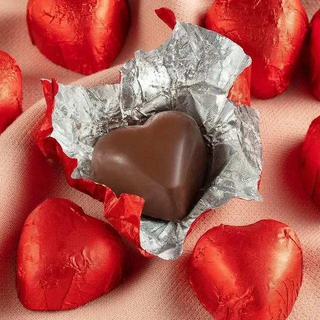 Spesiyal Sütlü Love Chocolate Sevgiliye Kalp Çikolata 105g